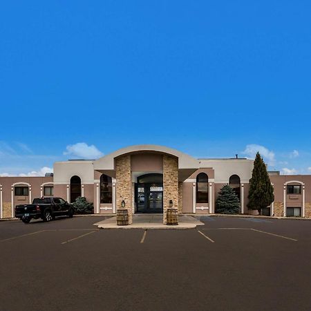 Revel Hotel Minot - Surestay Collection By Best Western Екстер'єр фото