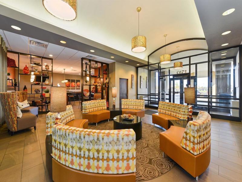Revel Hotel Minot - Surestay Collection By Best Western Екстер'єр фото