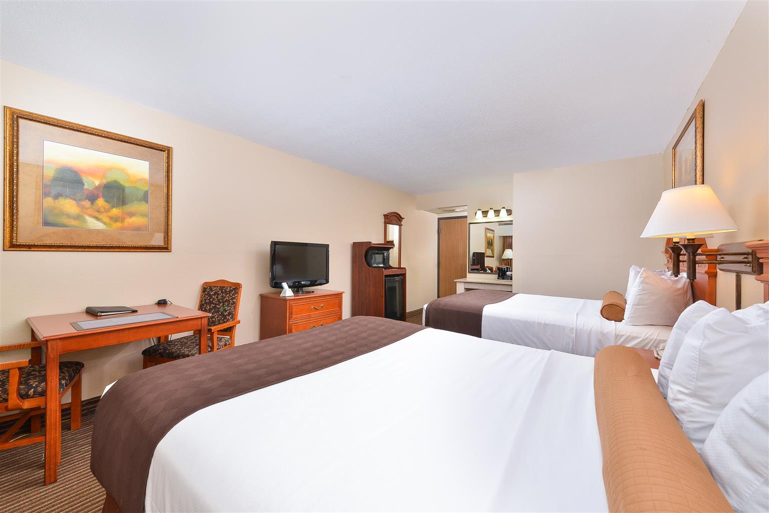 Revel Hotel Minot - Surestay Collection By Best Western Екстер'єр фото
